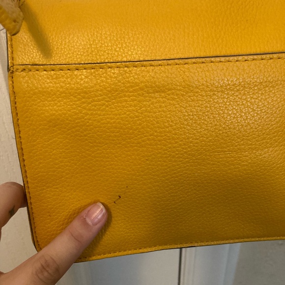 DONATING🔥Vince camuto crossbody - Picture 3 of 6